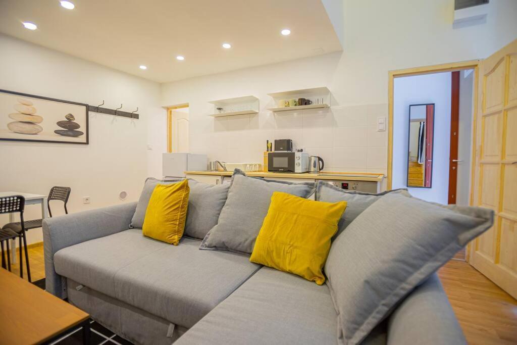 2 Bedroom Flat In The Dob Street, Venus Budapeszt Zewnętrze zdjęcie